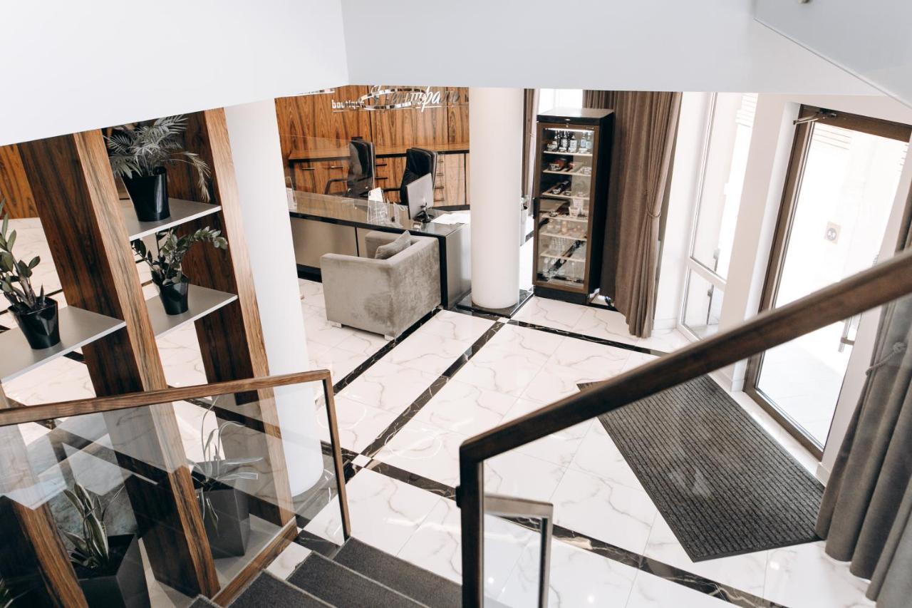 Boutique Hotel Central รีฟเน ภายนอก รูปภาพ
