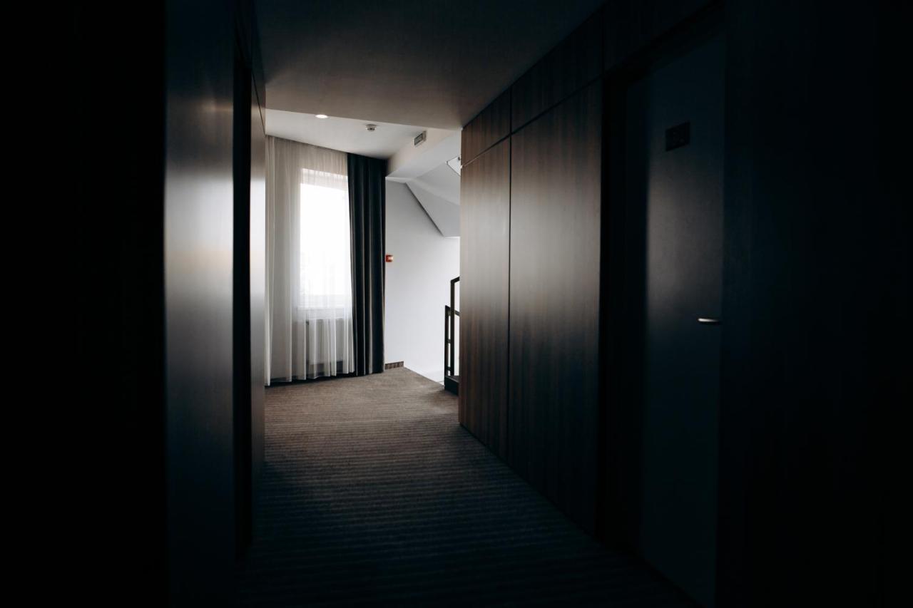 Boutique Hotel Central รีฟเน ภายนอก รูปภาพ