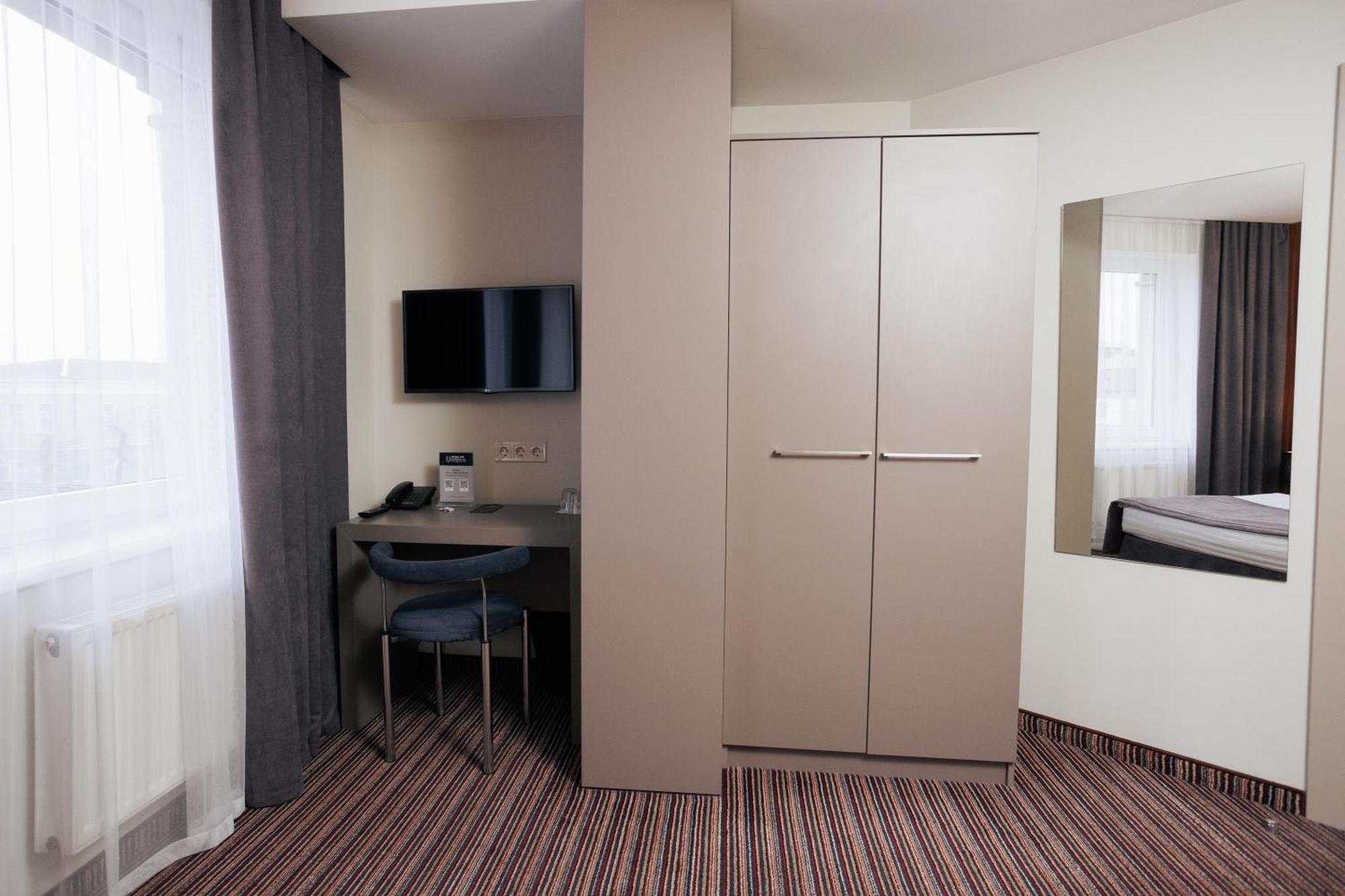 Boutique Hotel Central รีฟเน ภายนอก รูปภาพ