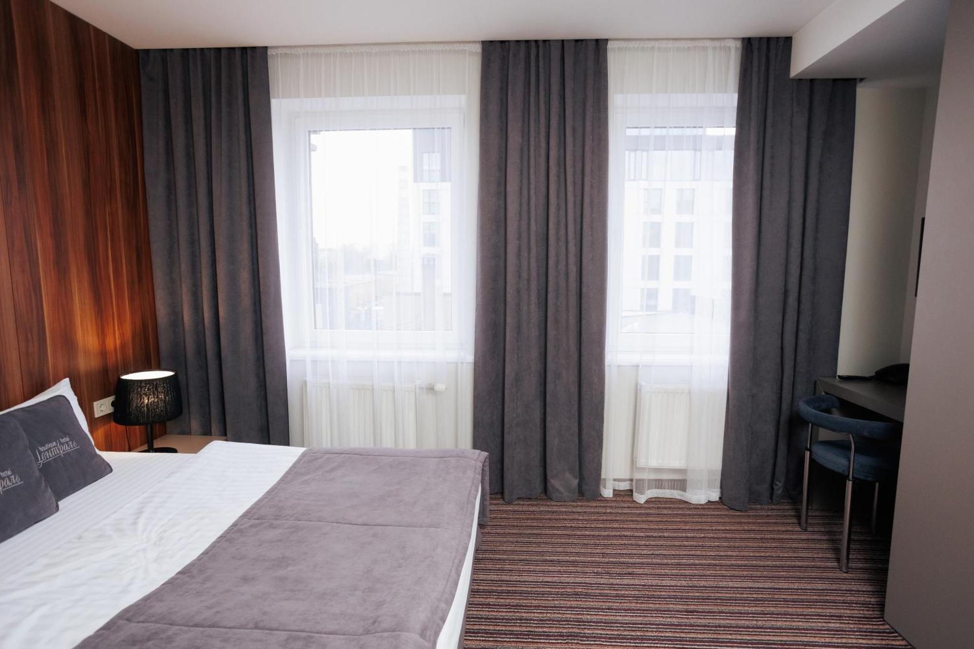 Boutique Hotel Central รีฟเน ภายนอก รูปภาพ