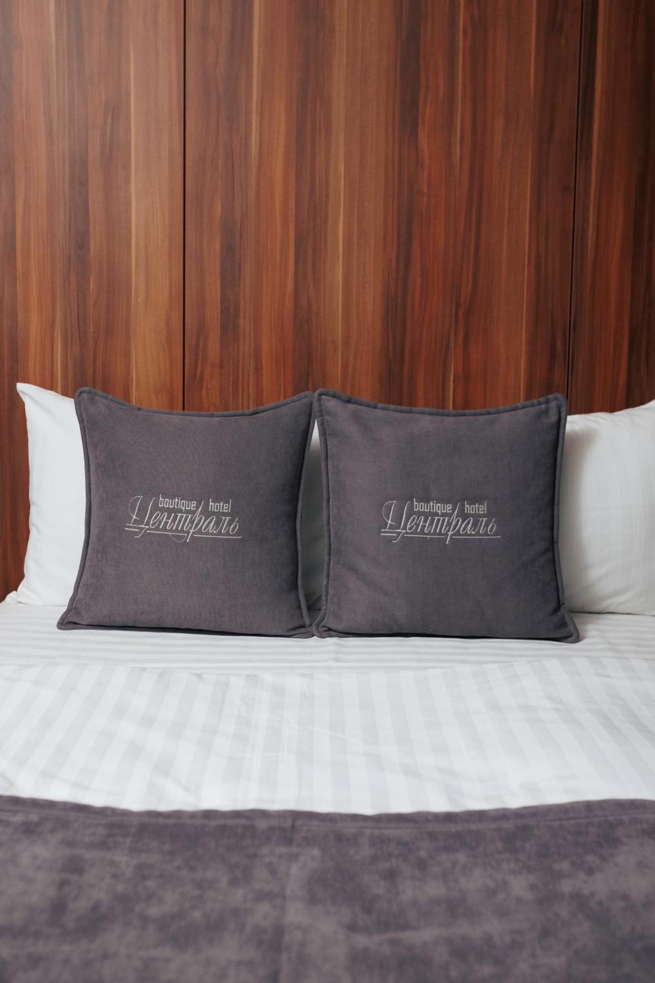 Boutique Hotel Central รีฟเน ภายนอก รูปภาพ